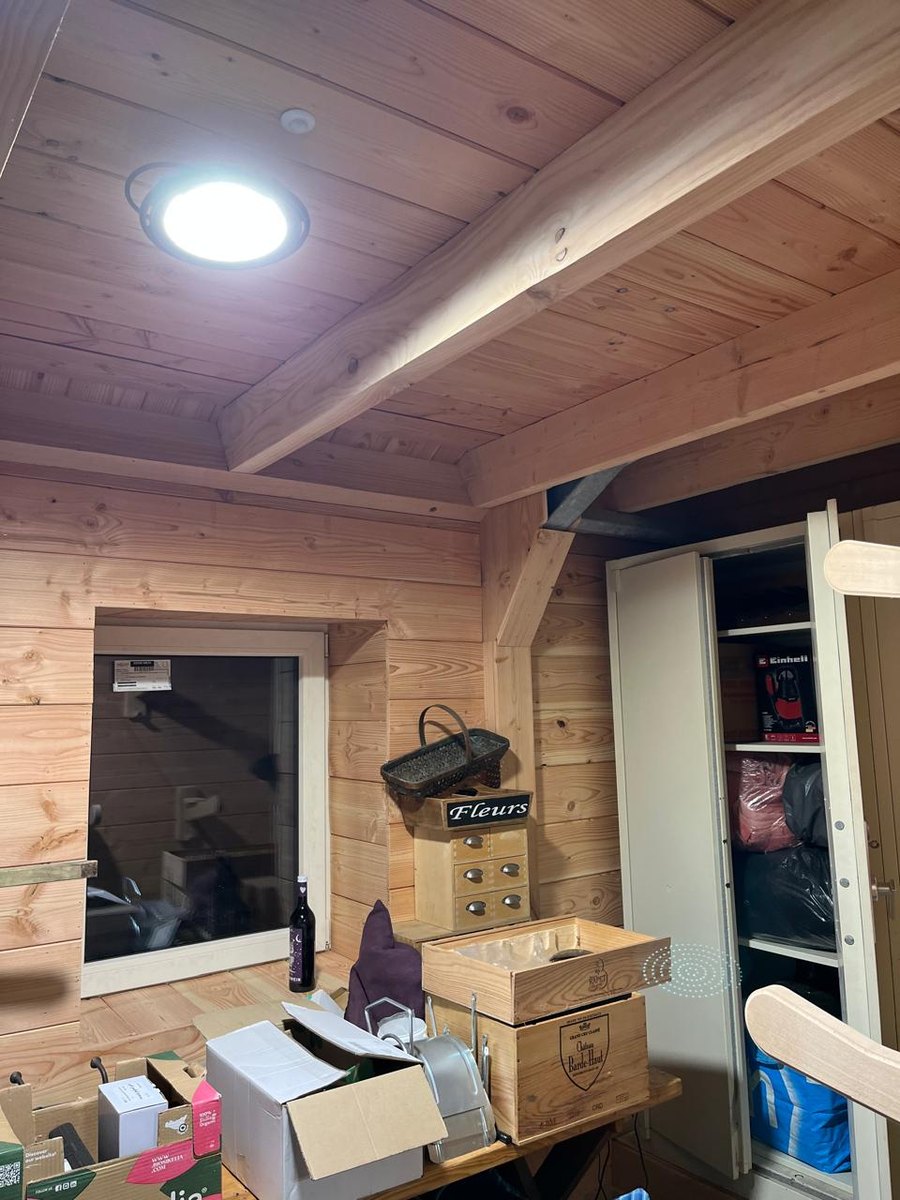 Houten plafond en interieurafwerking